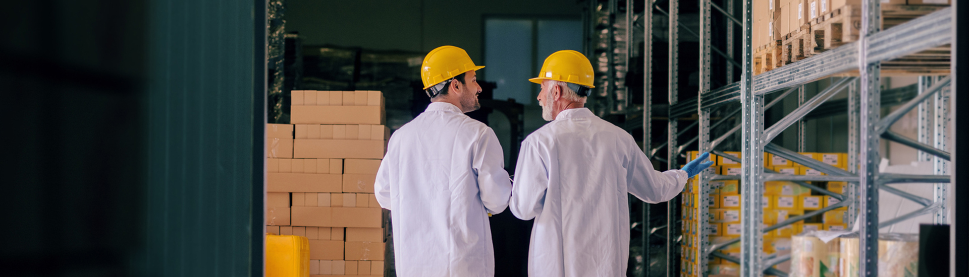 10 Tactics to Build a Manufacturing Careers Landing Page That Performs
