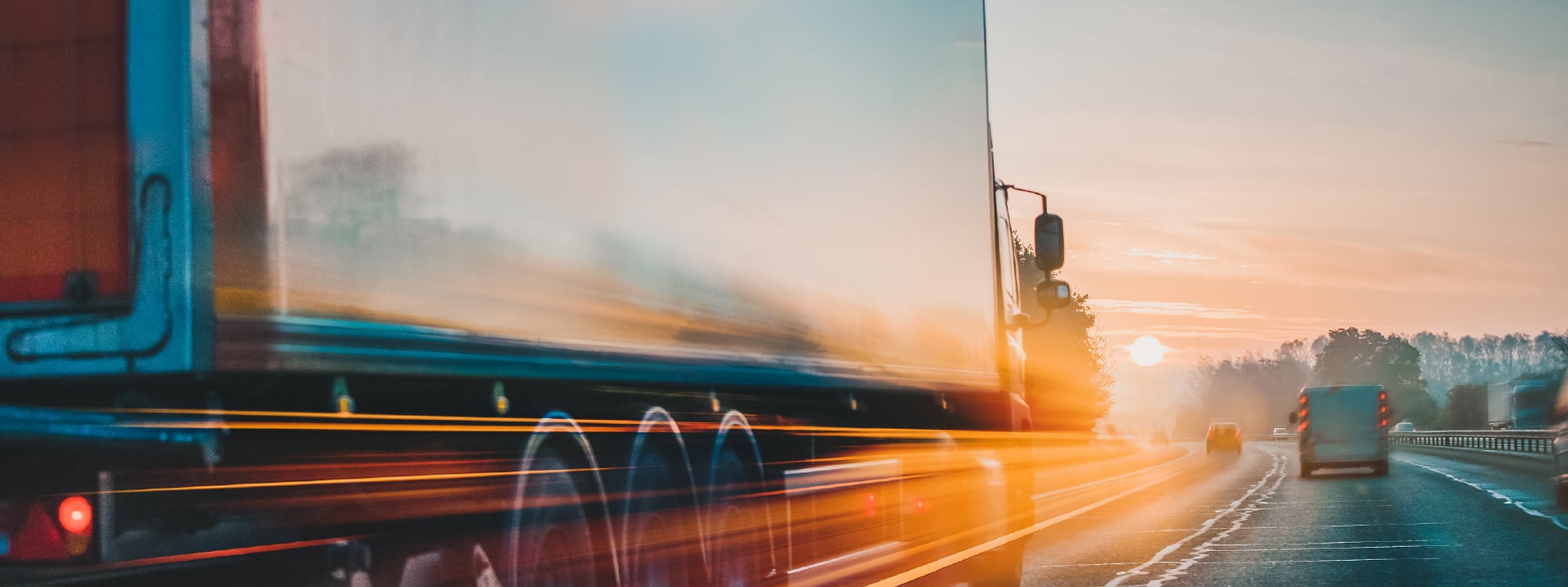 https://www.leightoninteractive.com/hubfs/Website_Images/Vye_2020/pillar/logistics/chapter_heading/Chapter-3-Header.jpg